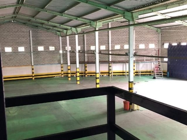 Galpão / Barracão com 1572m², para alugar, no bairro Paraíso (Polvilho) em Cajamar
