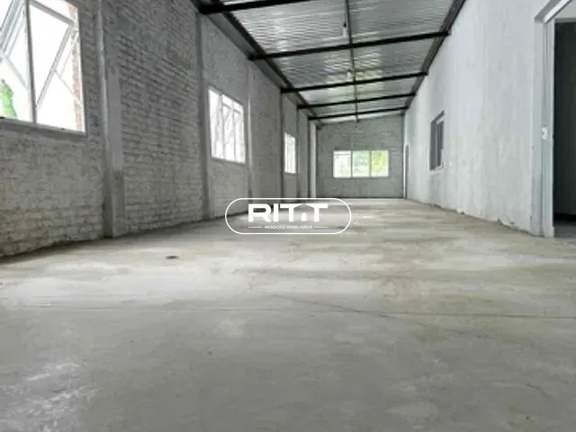 Galpão / Barracão com 260m², para alugar, no bairro Macuco em Valinhos