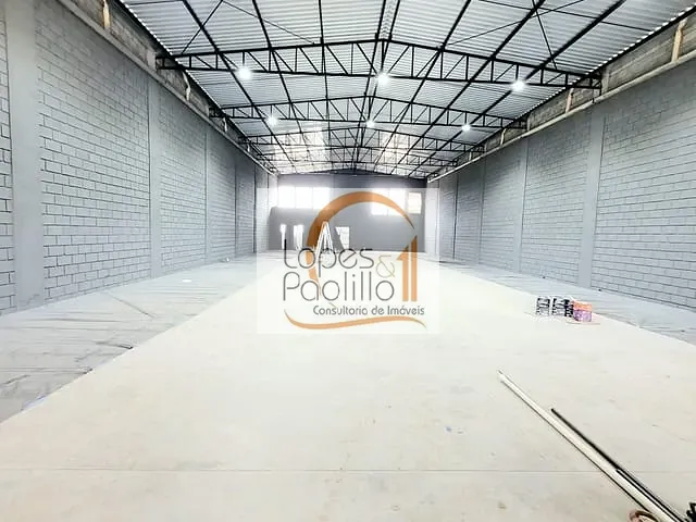 Galpão / Barracão com 840m², para alugar, no bairro Loanda em Atibaia