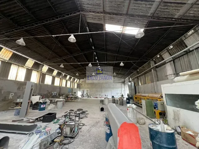 Galpão / Barracão com 722m², para alugar, no bairro Nova Petrópolis em São Bernardo do Campo