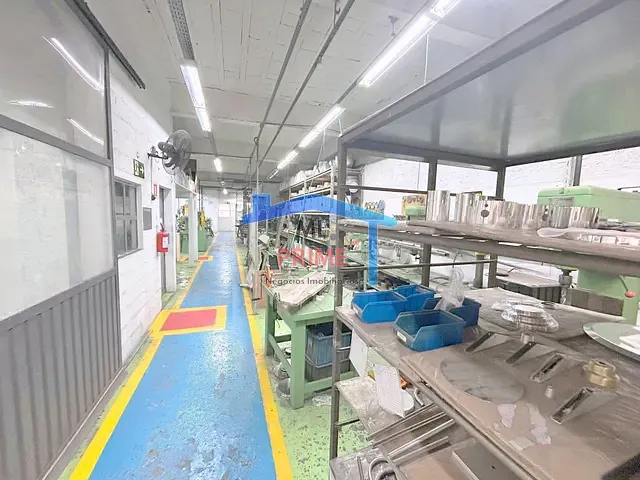 Galpão / Barracão com 1338m², à venda, no bairro Jardim Independência em São Paulo
