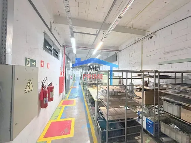 Galpão / Barracão com 1338m², à venda, no bairro Jardim Independência em São Paulo