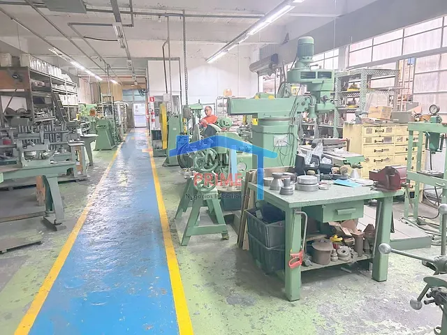 Galpão / Barracão com 1338m², à venda, no bairro Jardim Independência em São Paulo