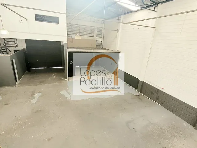 Galpão / Barracão com 230m², para alugar, no bairro Jardim Paulista em Atibaia