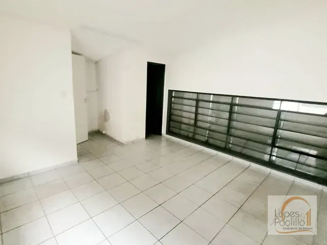 Galpão / Barracão com 230m², para alugar, no bairro Jardim Paulista em Atibaia