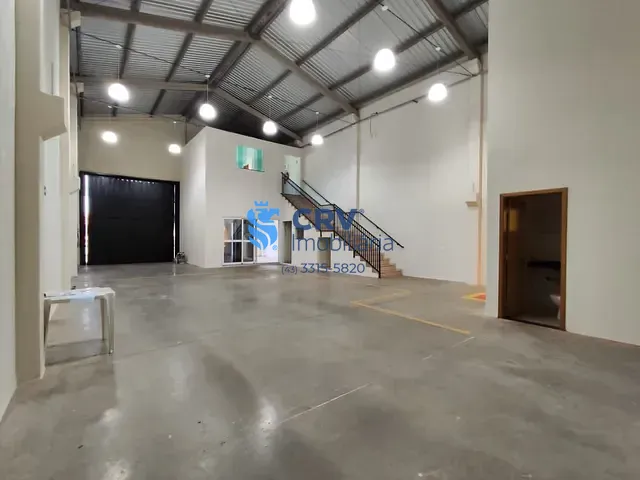 Galpão / Barracão com 250m², para alugar, no bairro Jardim Belo Horizonte em Londrina