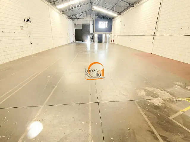 Galpão / Barracão para alugar, no bairro Jardim Imperial em Atibaia