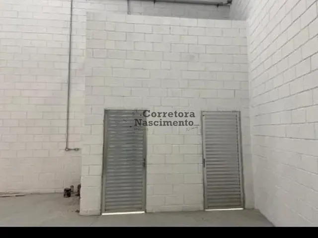 Galpão / Barracão com 250m², à venda, no bairro Jardim Esper em Jacareí