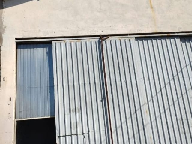 Galpão / Barracão com 250m², à venda, no bairro Vila Menk em Carapicuíba