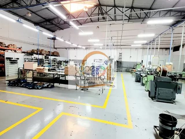 Galpão / Barracão com 586m², para alugar, no bairro Recreio Estoril em Atibaia