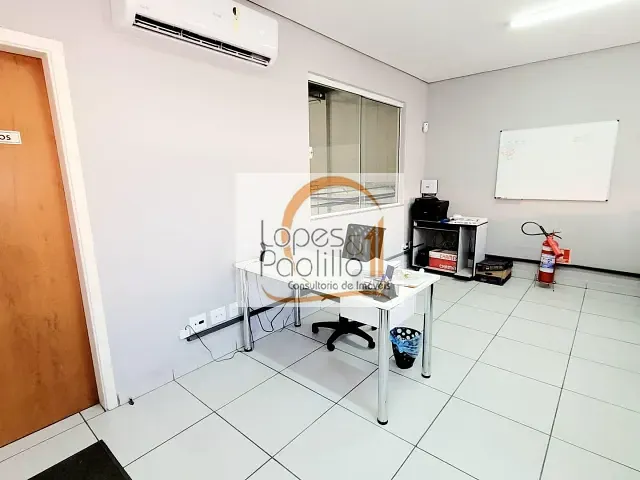 Galpão / Barracão com 586m², para alugar, no bairro Recreio Estoril em Atibaia