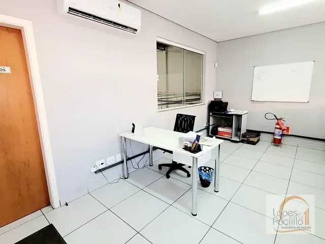 Galpão / Barracão com 586m², para alugar, no bairro Recreio Estoril em Atibaia