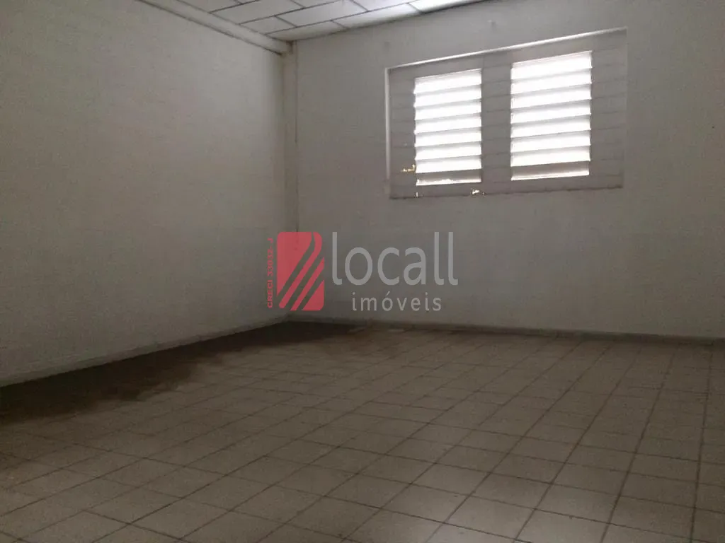 Galpão / Depósito / Armazém  para aluguel, 3900m² — foto 8 de 23