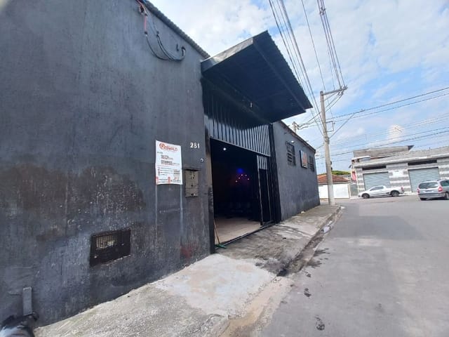 Galpão / Barracão com 276m², para alugar, no bairro Polvilho em Cajamar