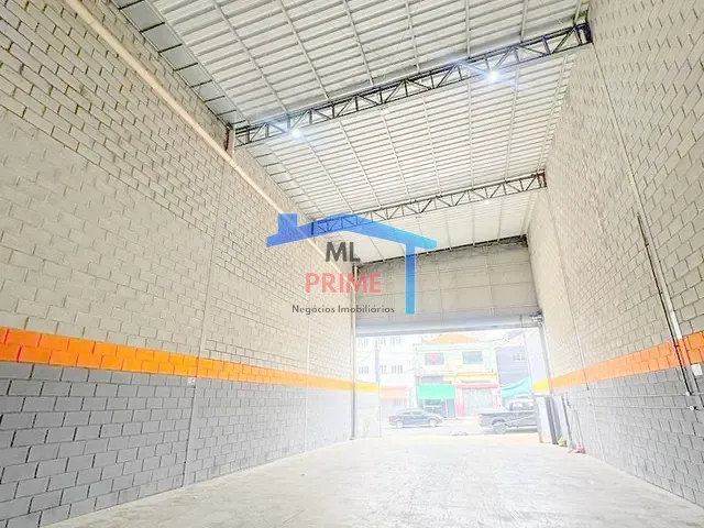 Galpão / Barracão com 500m², para alugar, no bairro Vila Alpina em São Paulo