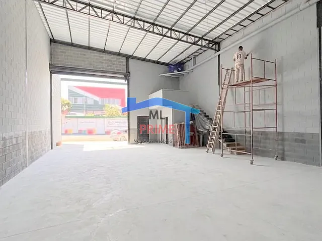Galpão / Barracão com 200m², para alugar, no bairro Jardim Independência em São Paulo