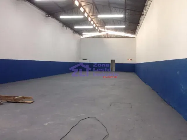 Galpão / Barracão com 400m², à venda, no bairro Vila Nova York em São Paulo