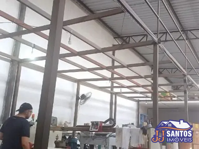 Galpão / Barracão com 406m², à venda, no bairro Vila Bertioga em São Paulo