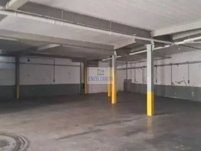 Galpão / Barracão com 1050m², para alugar, no bairro Assunção em São Bernardo do Campo