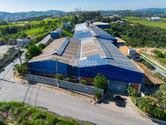 Galpão / Barracão com 2000m², à venda ou para alugar, no bairro Zona Rural em Araçariguama
