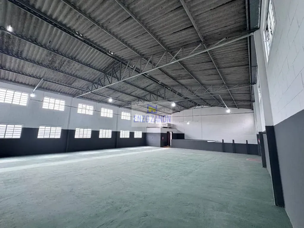 Depósito-Galpão, 839 m² - Foto 1