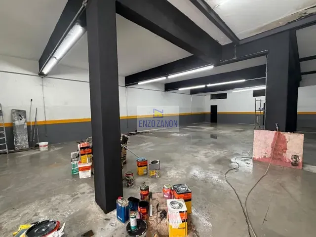 Galpão / Barracão com 300m², para alugar, no bairro Vila Armando Bondioli em São Bernardo do Campo