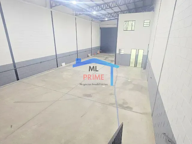 Galpão / Barracão com 370m², para alugar, no bairro Vila Alpina em São Paulo