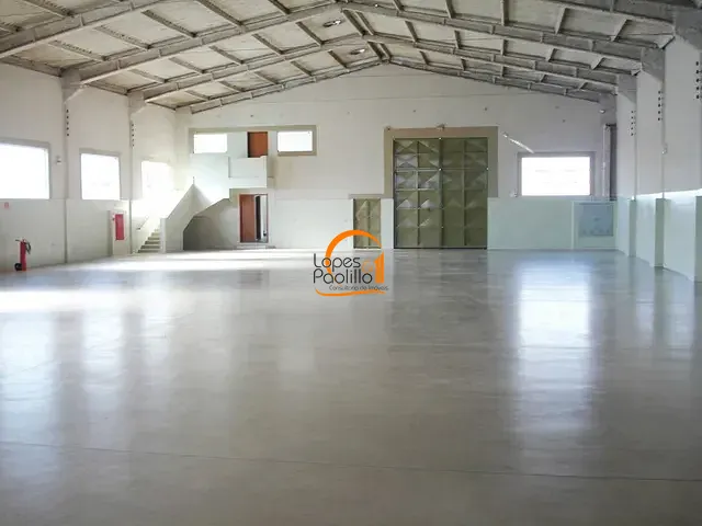 Galpão / Barracão para alugar, no bairro Pinheirinho em Atibaia