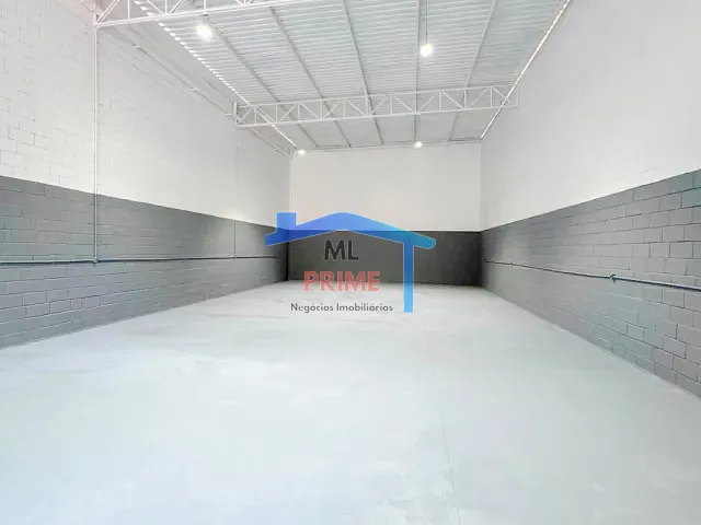 Galpão / Barracão com 300m², para alugar, no bairro Vila Alpina em São Paulo