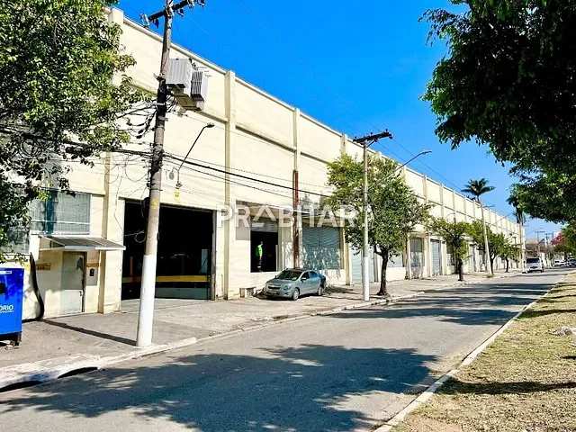 Galpão / Barracão com 11300m², para alugar, no bairro Vila Leopoldina em São Paulo
