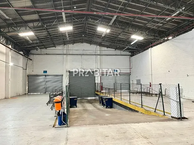 Galpão / Barracão com 11300m², para alugar, no bairro Vila Leopoldina em São Paulo