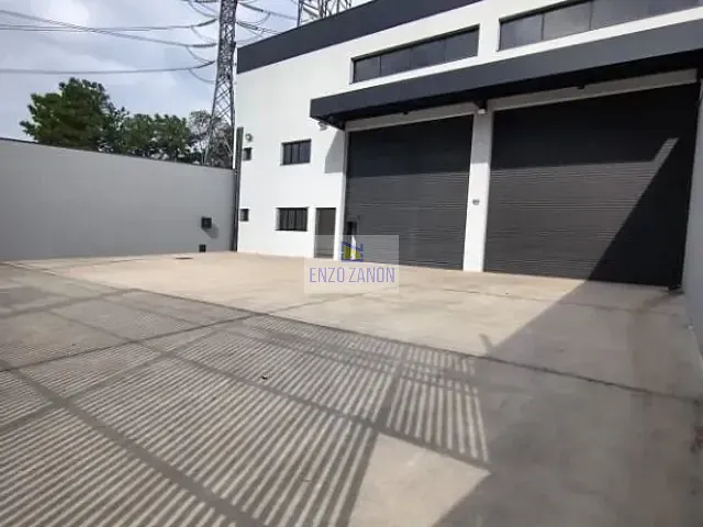 Galpão / Barracão com 715m², para alugar, no bairro Rudge Ramos em São Bernardo do Campo