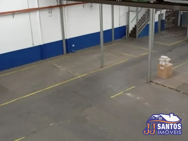 Galpão / Barracão com 865m², à venda, no bairro Brás em São Paulo