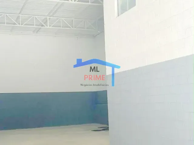 Galpão / Barracão com 330m², para alugar, no bairro Jardim América da Penha em São Paulo