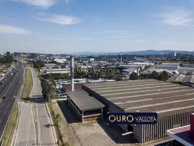 Galpão / Barracão com 15011m², para alugar, no bairro Bonsucesso em Guarulhos