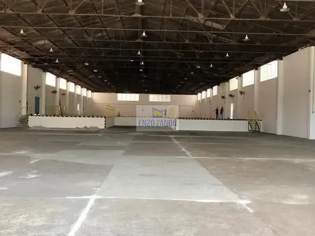 Galpão / Barracão com 5900m², para alugar, no bairro Conceição em Diadema