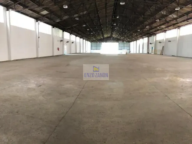 Galpão / Barracão com 5900m², para alugar, no bairro Conceição em Diadema