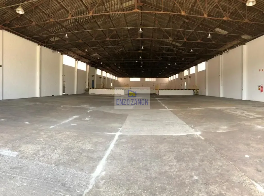 Depósito-Galpão, 2400 m² - Foto 1