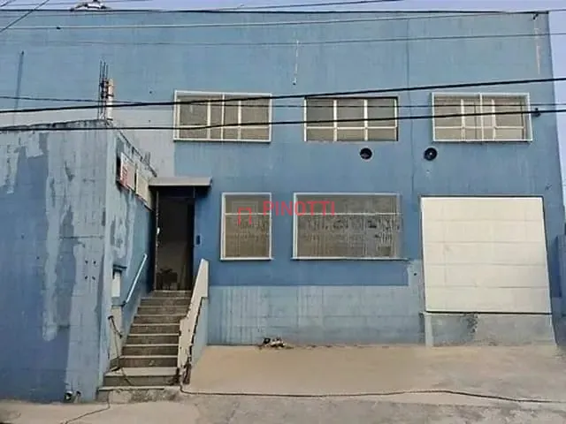 Galpão / Barracão à venda ou para alugar, no bairro Vila Marlene em São Bernardo do Campo
