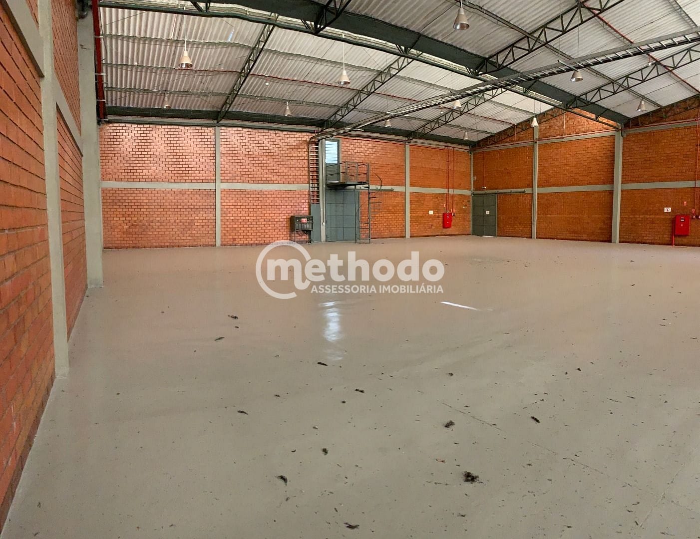 Depósito-Galpão, 2600 m² - Foto 1