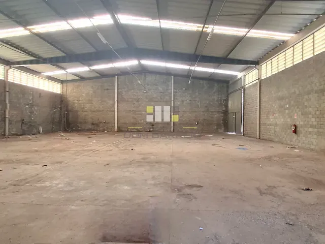 Galpão / Barracão com 10565m², à venda, no bairro Jardim Olga Veroni em Limeira
