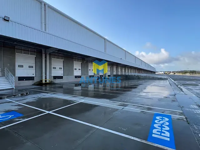 Galpão / Barracão com 3013m², para alugar, no bairro Prazeres em Jaboatão dos Guararapes