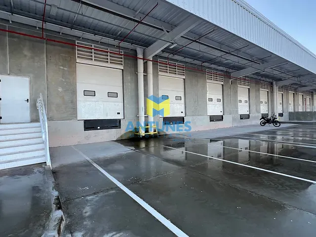 Galpão / Barracão com 3013m², para alugar, no bairro Prazeres em Jaboatão dos Guararapes