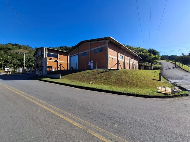 Foto do Galpão / Barracão - Galpão Comercial/Industrial - 580m2 - Belchior Baixo - Gaspar/SC | Terrena Administradora Ltda