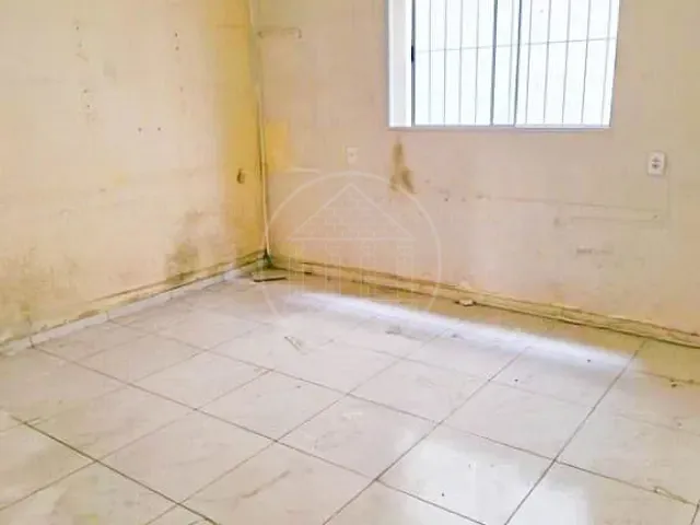 Galpão / Barracão com 300m², para alugar, no bairro Vila Campo Grande em São Paulo