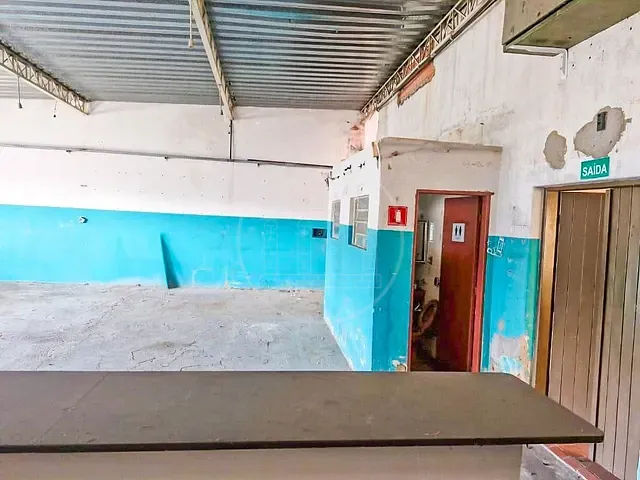 Galpão / Barracão com 300m², para alugar, no bairro Vila Campo Grande em São Paulo