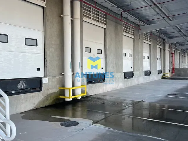 Galpão / Barracão com 6505m², para alugar, no bairro Prazeres em Jaboatão dos Guararapes