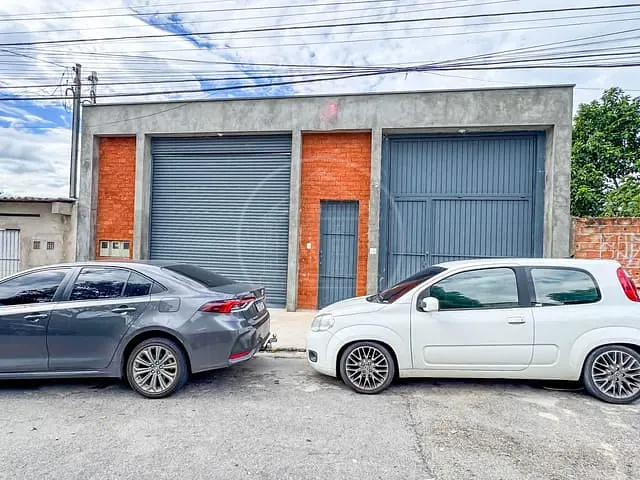 Galpão / Barracão com 1400m², para alugar, no bairro Jardim Bela Vista (Zona Sul) em São Paulo