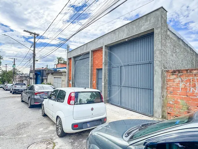 Galpão / Barracão com 1400m², para alugar, no bairro Jardim Bela Vista (Zona Sul) em São Paulo