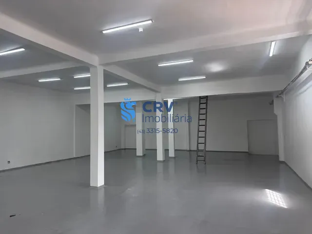 Galpão / Barracão com 360m², para alugar, no bairro Parque Residencial João Piza em Londrina